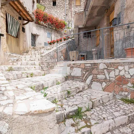 Traditional In The Heart Of Umbria Apartment Polino